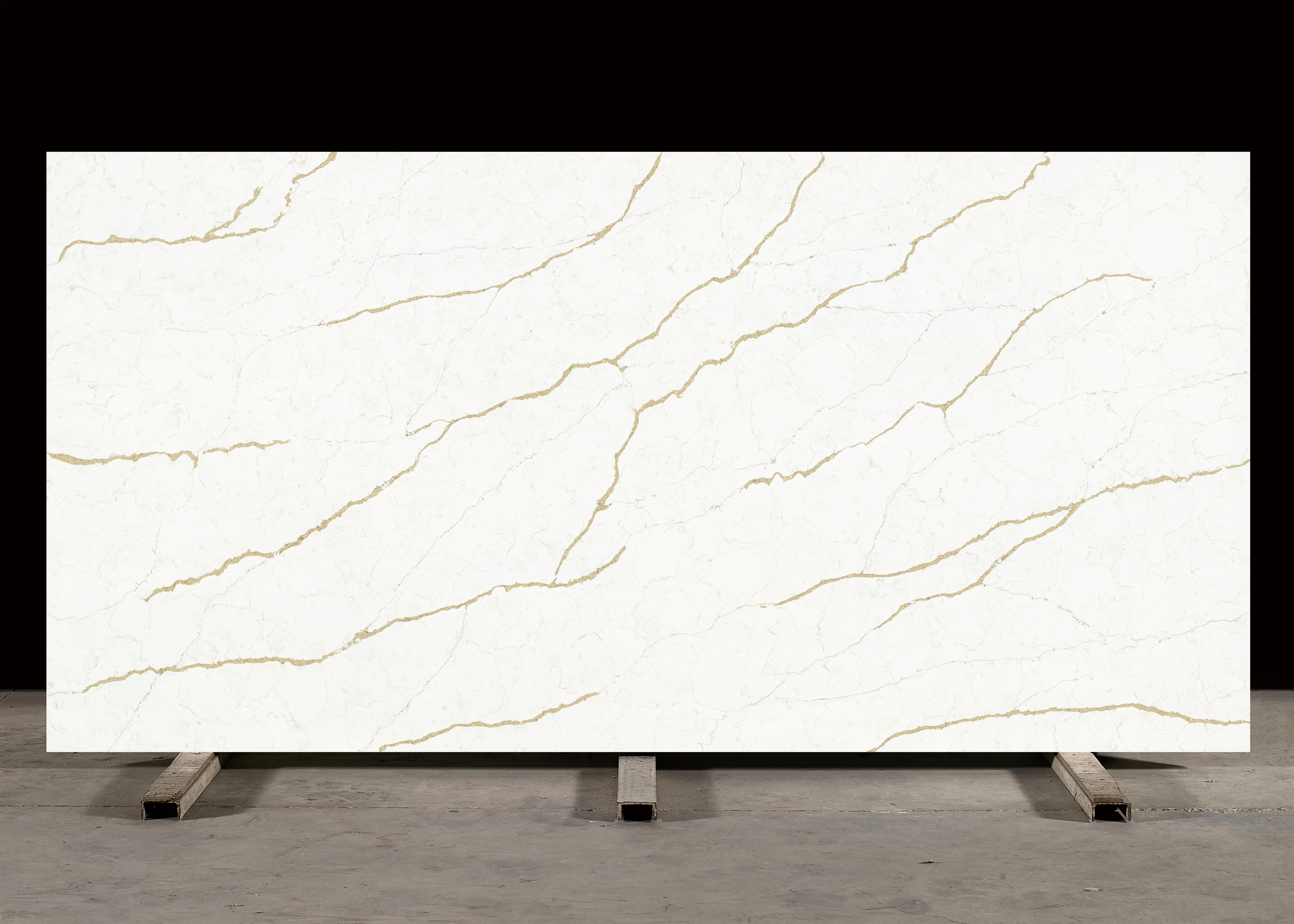  Engineered Quartz Calacatta Series F8121 Arteria Gold for Countertops , Vanity , Prefab , Tiles , Walls 